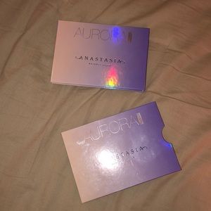 Anastasia aurora glow kit